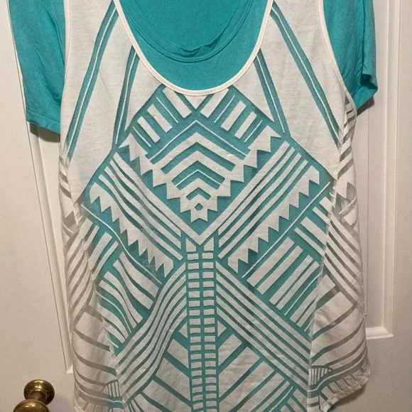 Mossimo Medium White Tank Top Shirt Geometric Aztec Pattern See Through Stripe - Picture 11 of 11